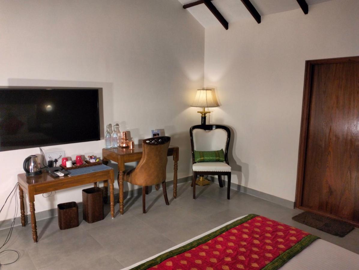 Fort Jadhavgadh -A Gadh Heritage Hotel Sasvad Dış mekan fotoğraf